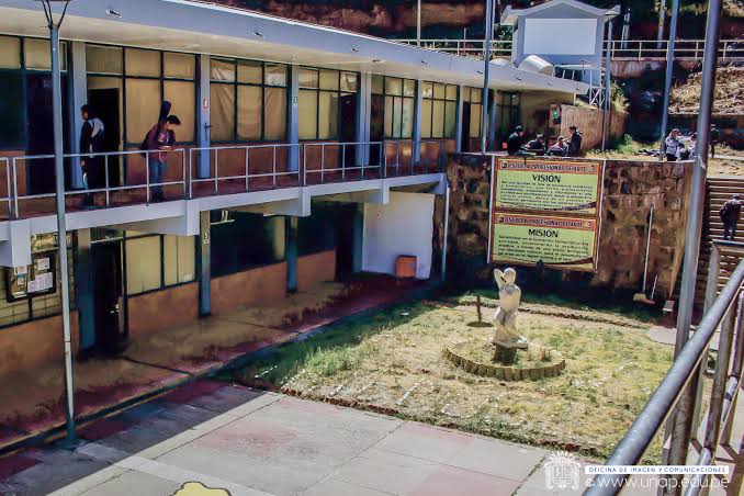 Biblioteca UNA Puno
